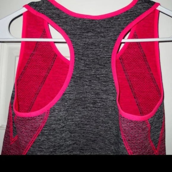 Women's NEW MIX Tank Top One Size - Picture 2 of 3